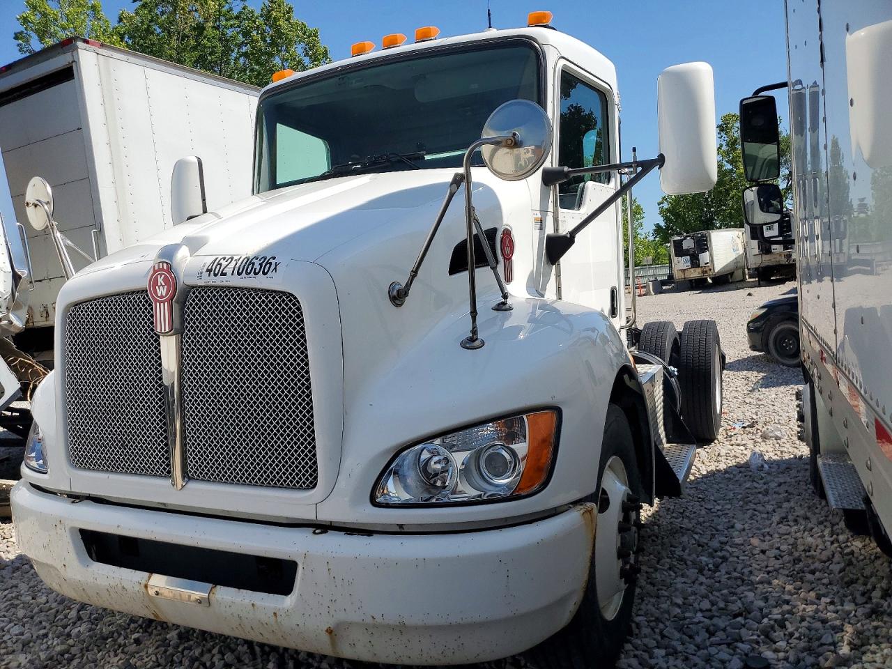 2016 KENWORTH All other VIN 2XKHAJ7X9GM462826 photo 2
