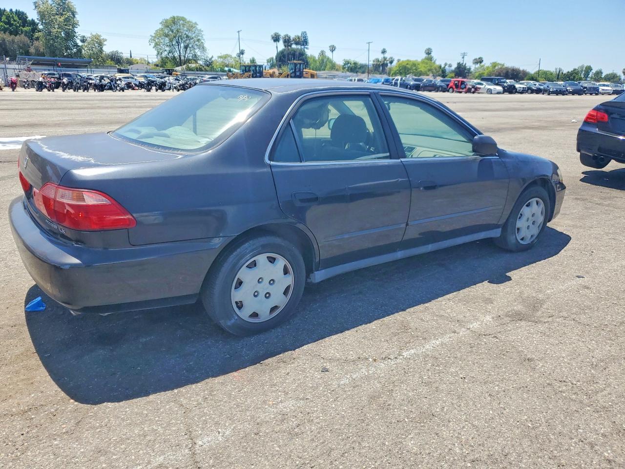 1999 Honda Accord VIN JHMCG5544XC035827 photo 3