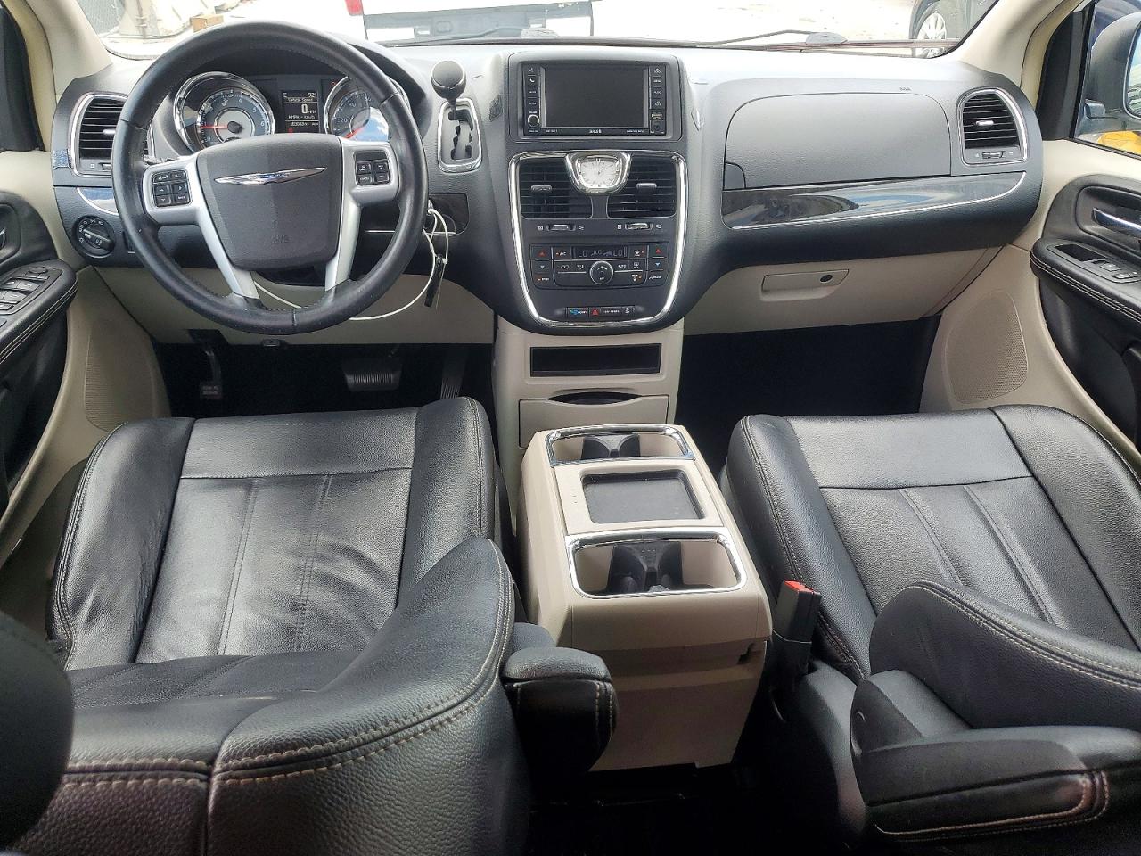 2014 Chrysler Minivan VIN 2C4RC1BG9ER208437 photo 8