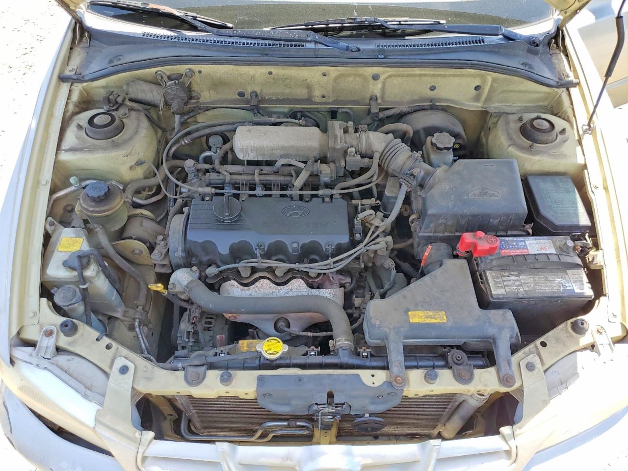 2000 Hyundai Accent VIN KMHCG35G2YU043819 photo 11