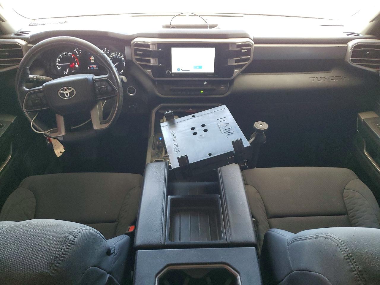 2022 Toyota Tundra VIN 5TFLA5DA1NX049393 photo 8
