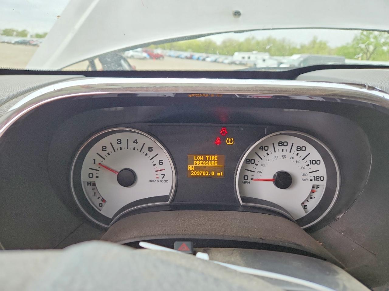 2009 Ford Explorer VIN 1FMEU53819UA12734 photo 9