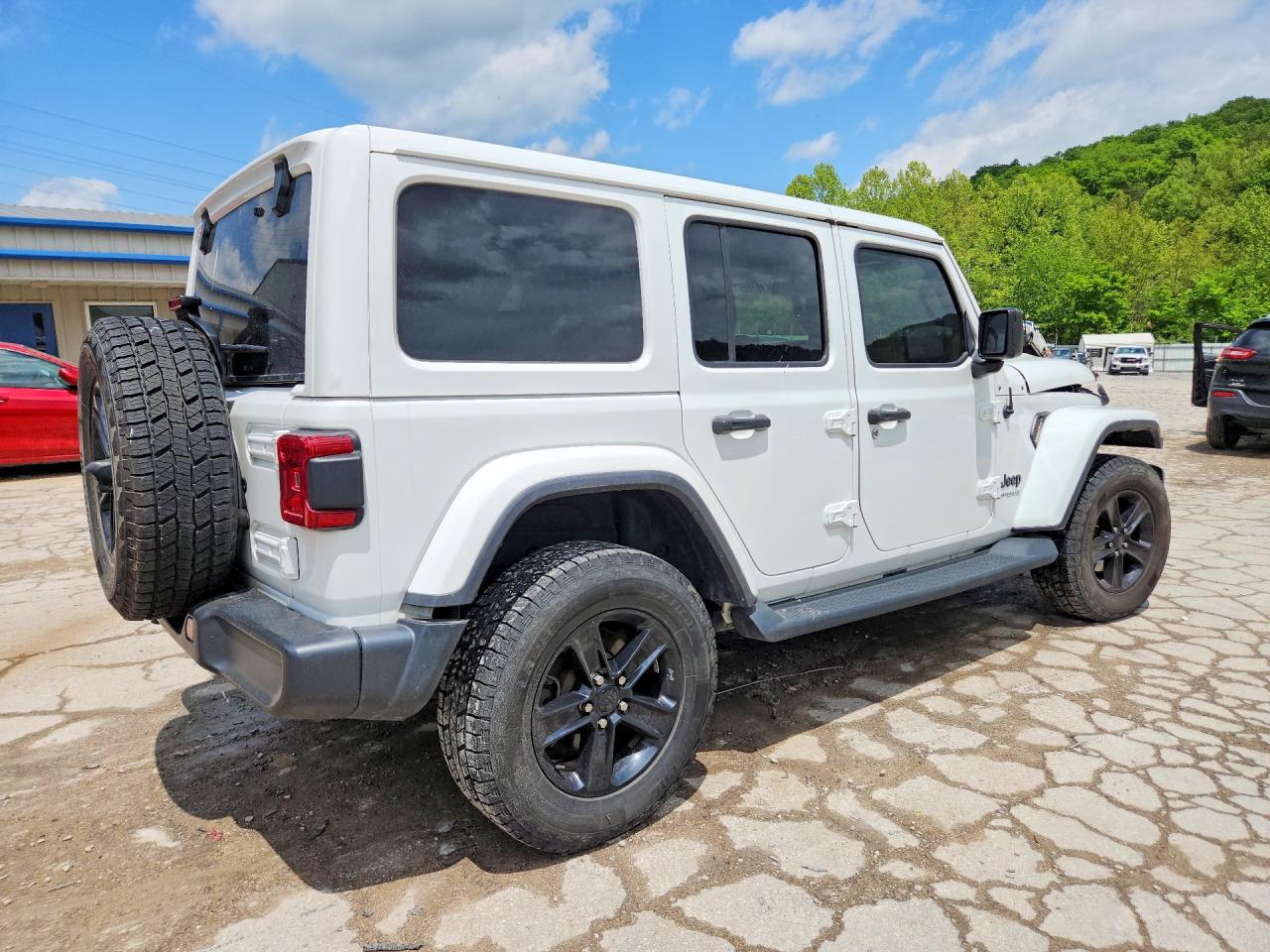 2020 Jeep Wrangler / VIN 1C4HJXEN5LW145288 photo 3