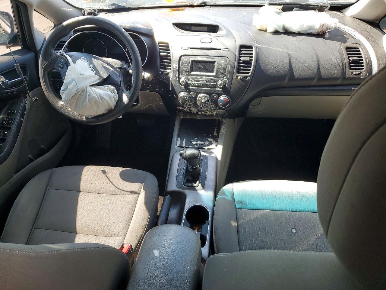 2014 Kia Forte VIN KNAFK4A64E5156743 photo 8