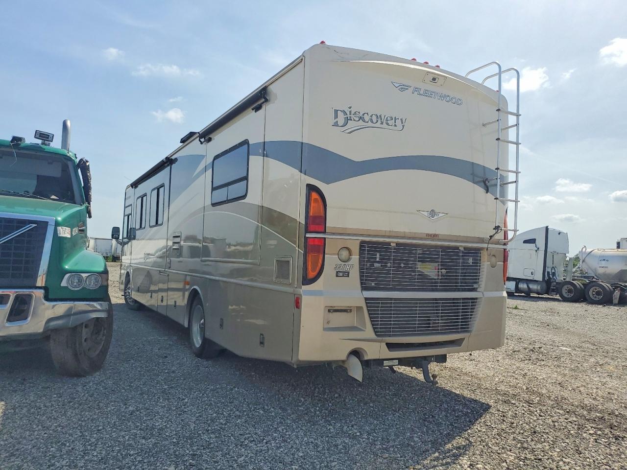 2007 FLEETWOOD All other VIN 4UZACJDC17CY18377 photo 3