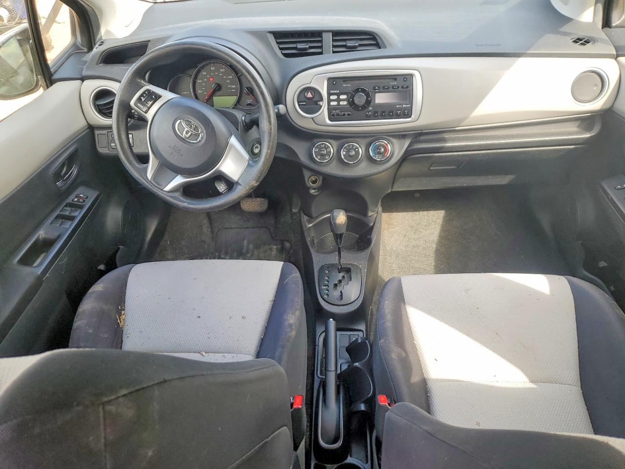 2013 TOYOTA Yaris VIN JTDKTUD30DD566055 photo 8