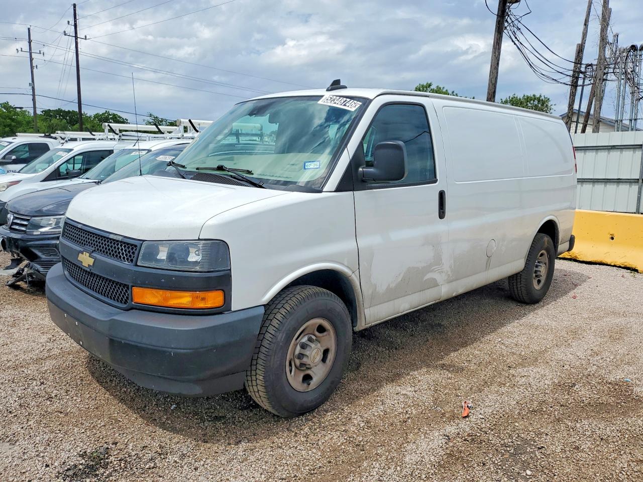 2021 CHEV Express VIN 1GCWGAFP7M1258404 photo 1