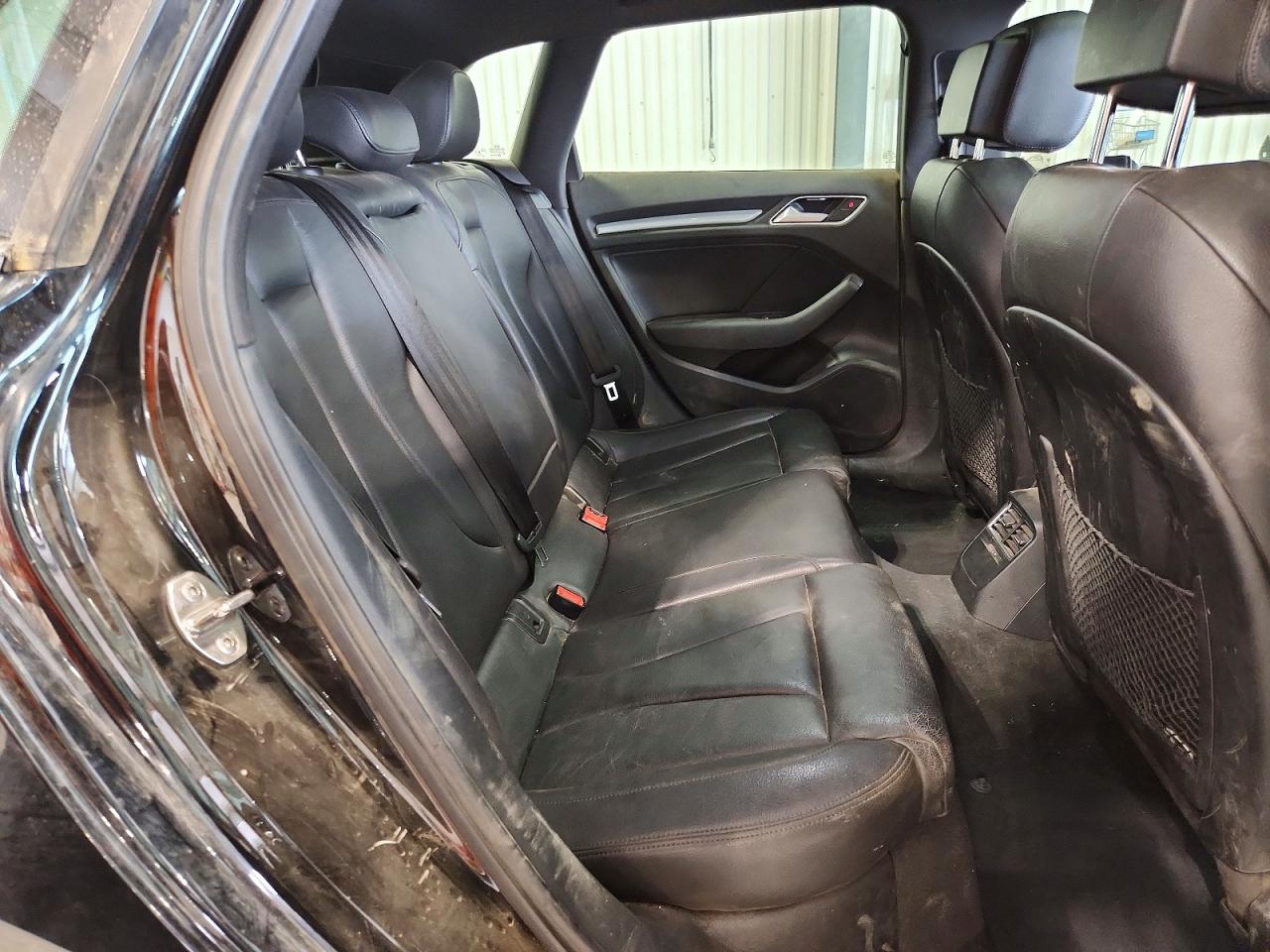 2016 Audi A3 VIN WAUTPBFF0GA048776 photo 10