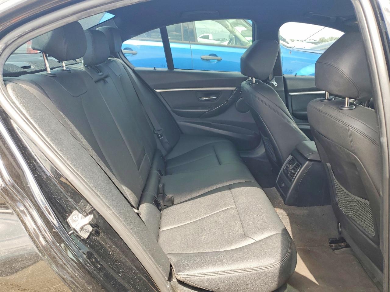 2018 BMW 3 series VIN WBA8B9G54JNU96666 photo 10