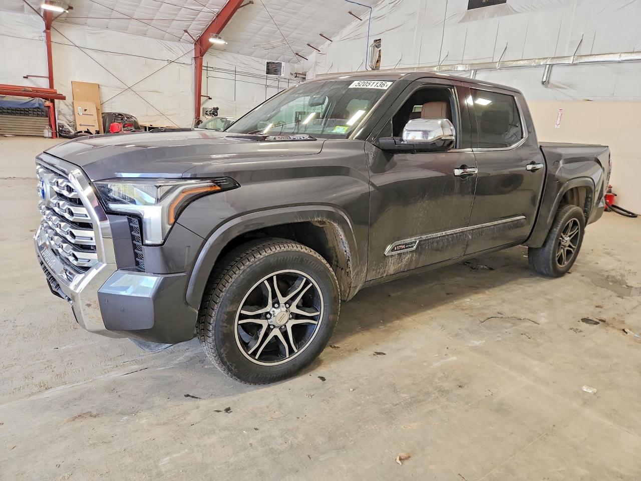 2023 Toyota Tundra VIN 5TFMC5DB5PX016102 photo 1