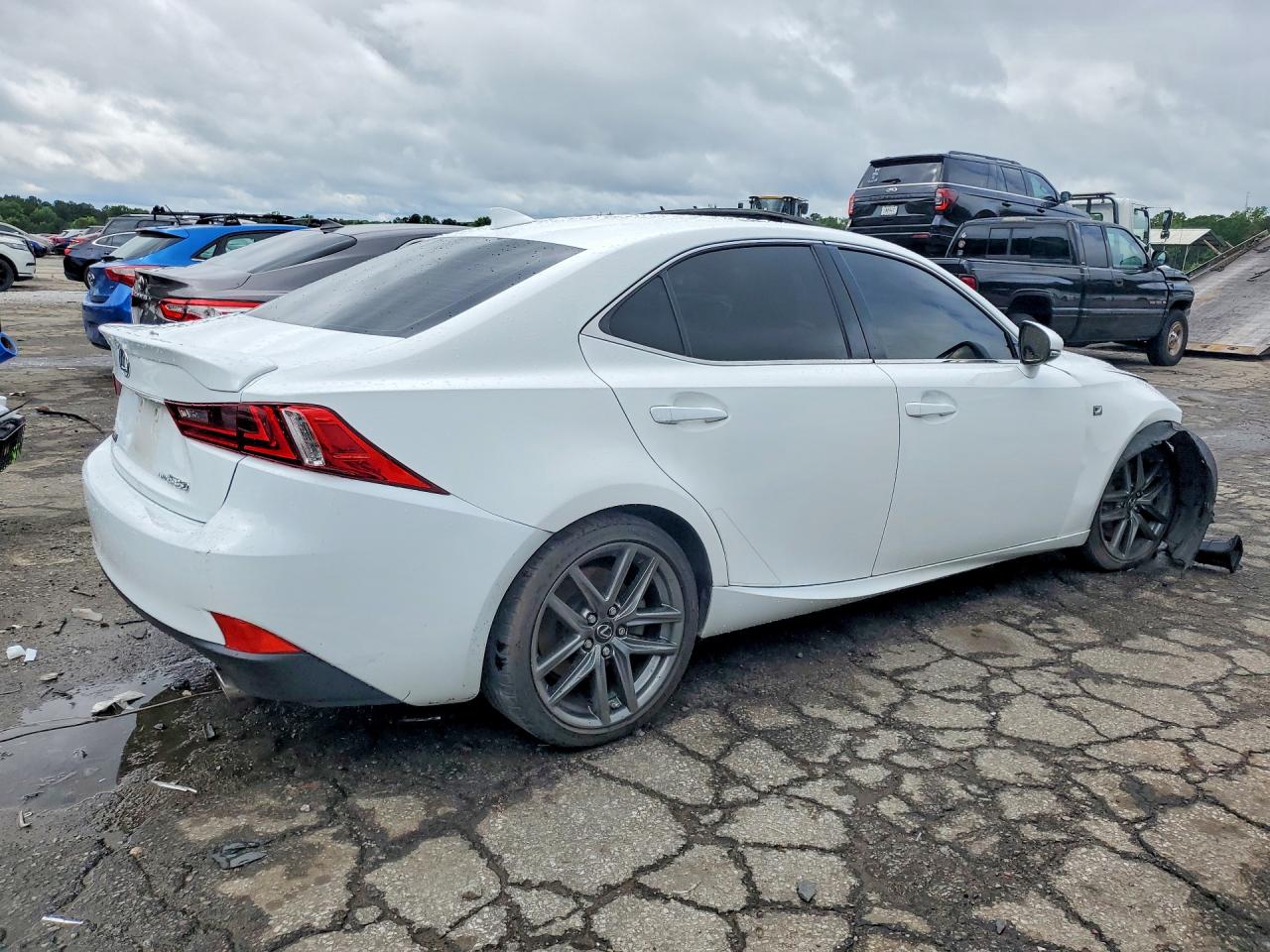 2016 Lexus Is VIN JTHCE1D20G5011852 photo 3