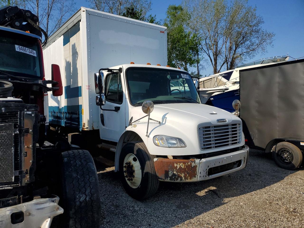 2019 FREIGHTLINER All models VIN 1FVACWFA6KHKV7882 photo 4