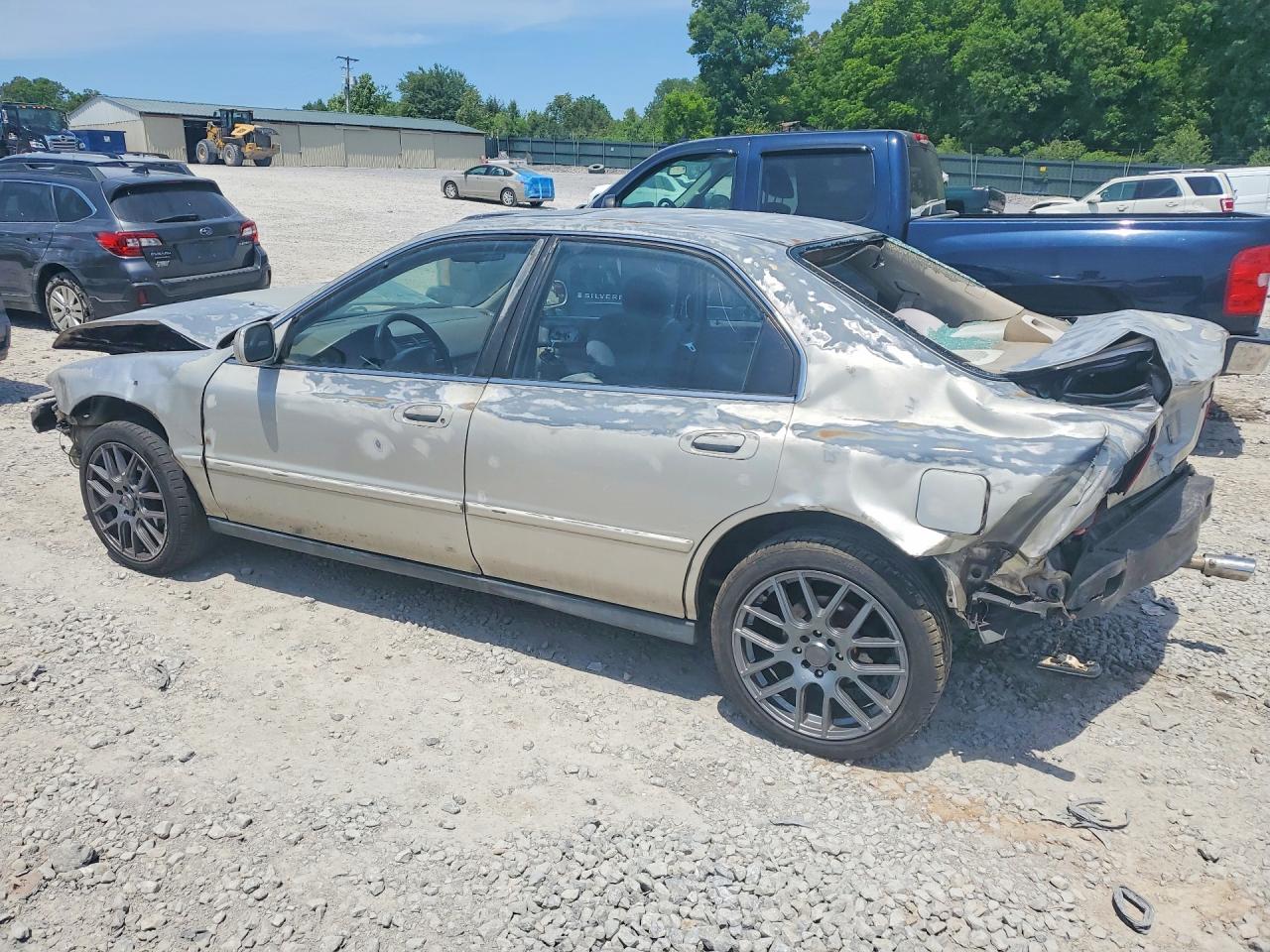 1997 Honda Accord VIN 1HGCD5560VA144646 photo 2
