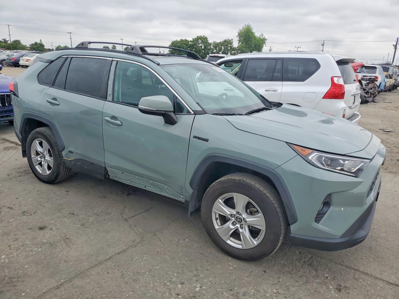 2021 Toyota Rav4 VIN 4T3RWRFV0MU015449 photo 4