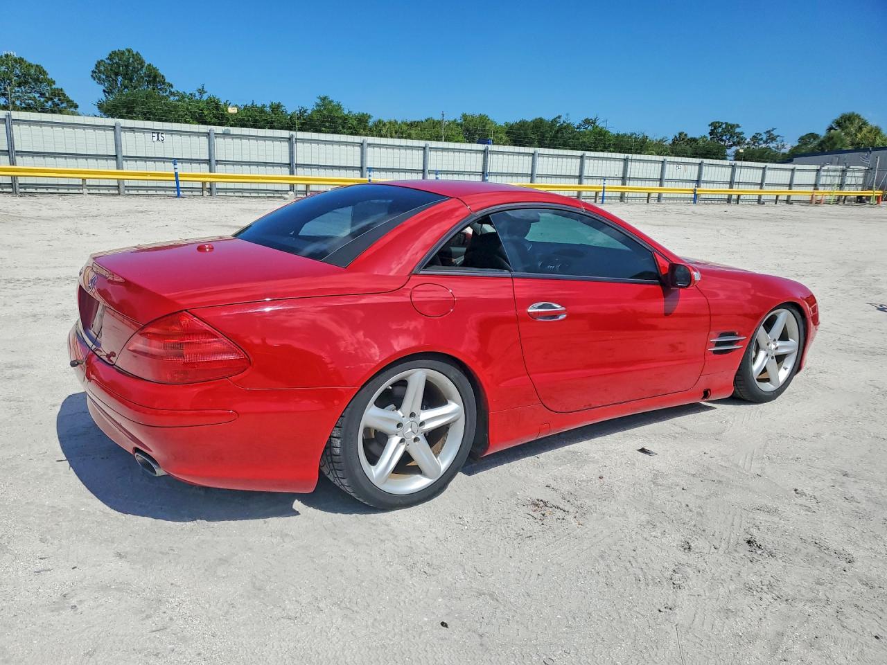 2006 Mercedes-Benz Sl-class VIN WDBSK75F26F114773 photo 3