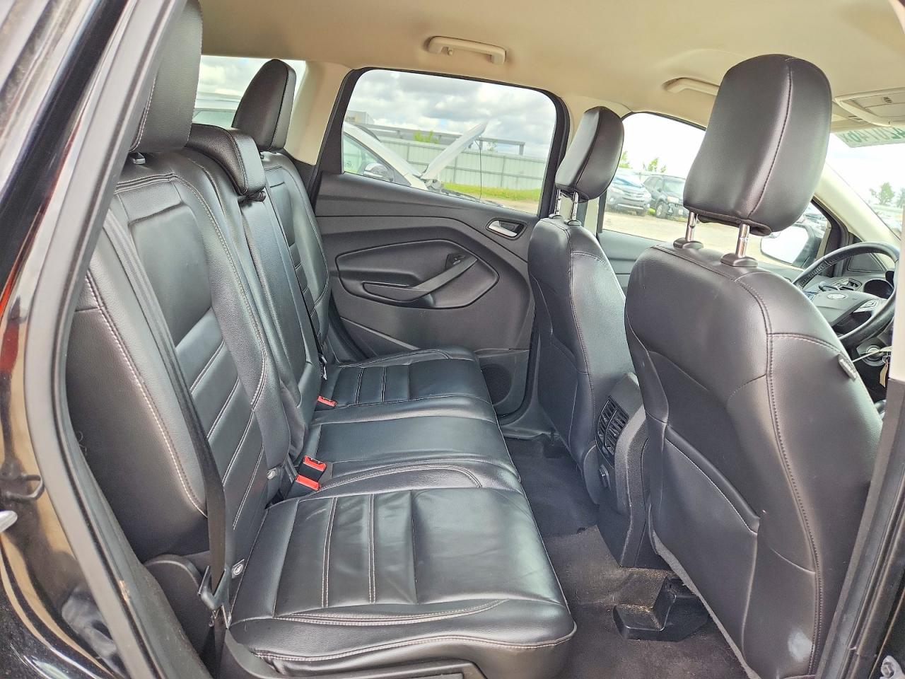 2018 Escape VIN 1FMCU0HDXJUC68746 photo 11