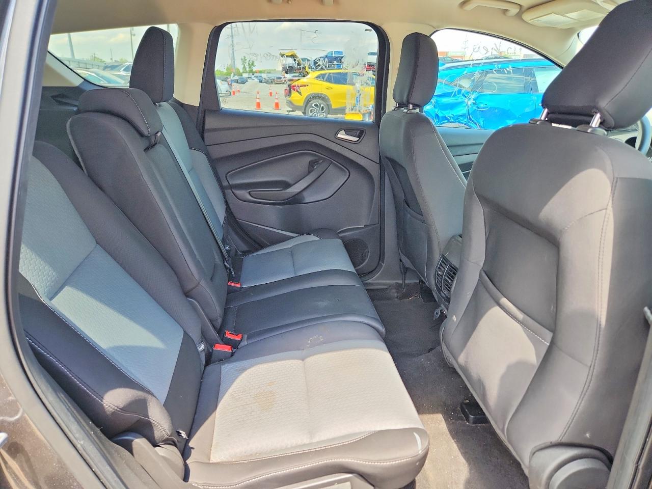 2018 Ford Escape VIN 1FMCU0GD6JUC57566 photo 11