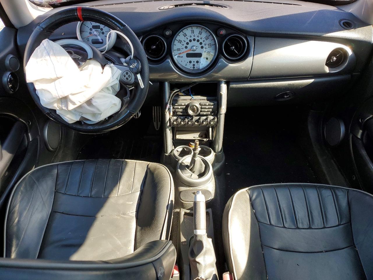 2006 MINI Cooper VIN WMWRE33506TN27087 photo 8