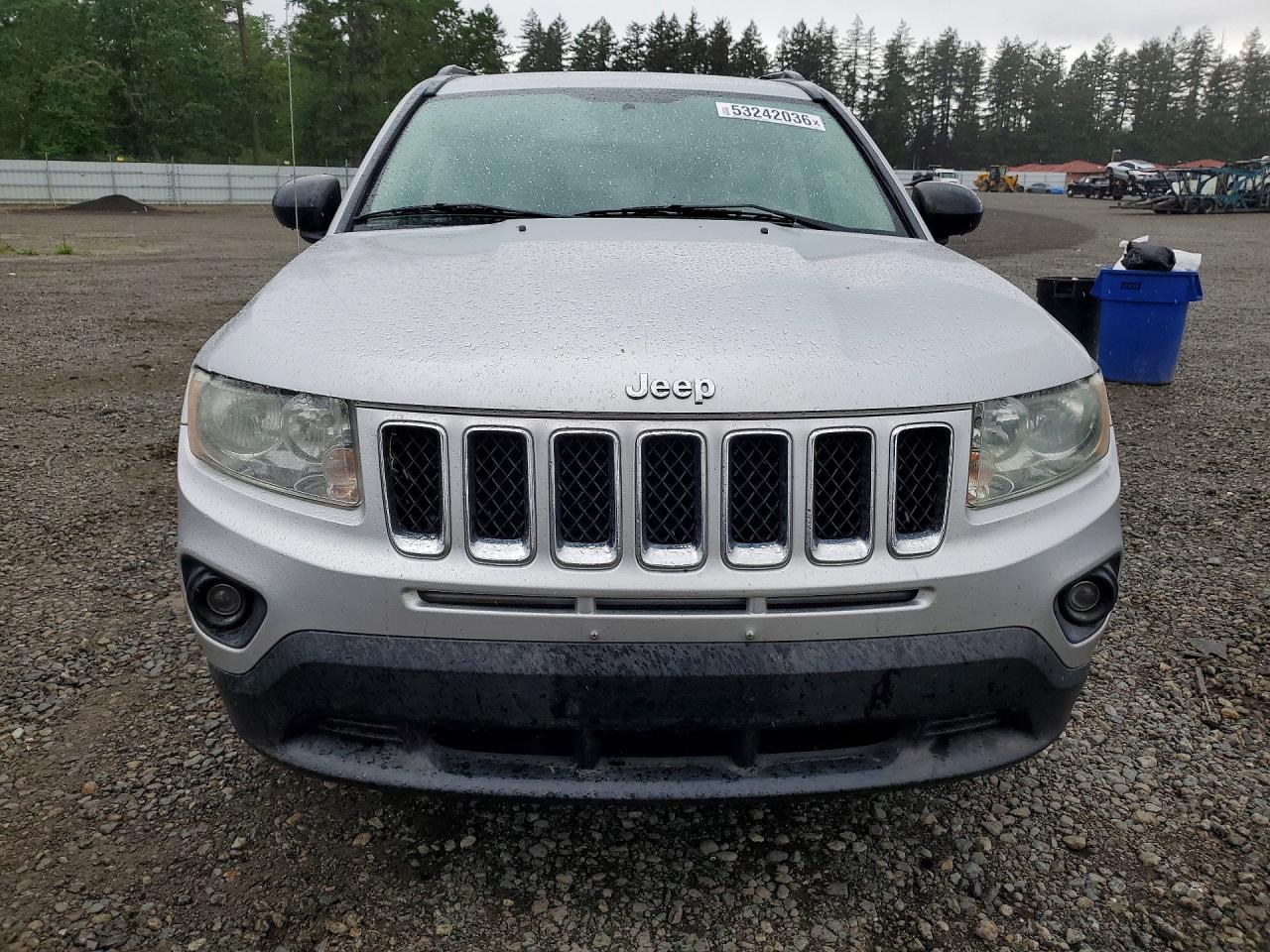 2011 Jeep Compass VIN 1J4NT1FA4BD215762 photo 5