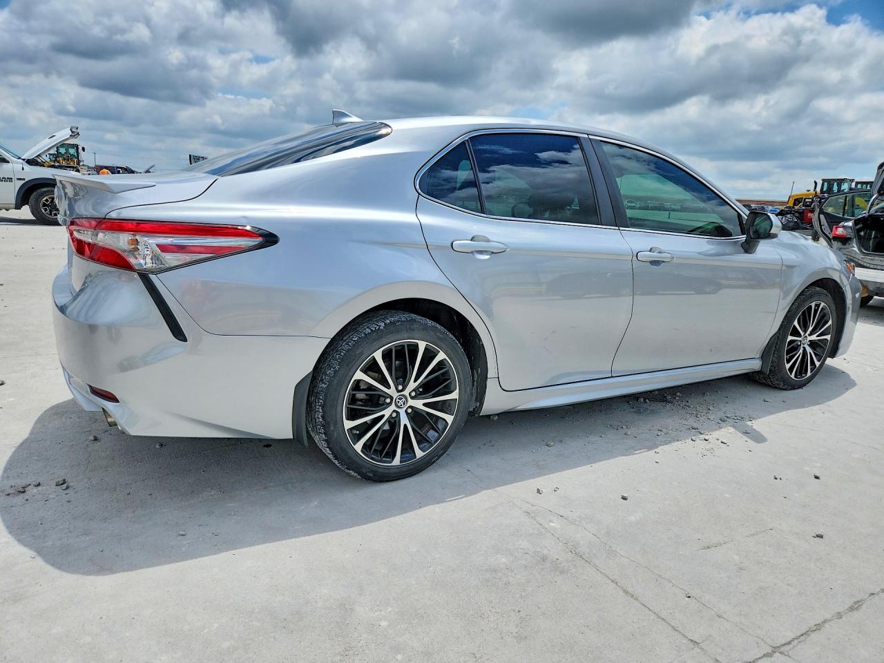 2019 Toyota Camry VIN 4T1B11HK2KU711112 photo 3