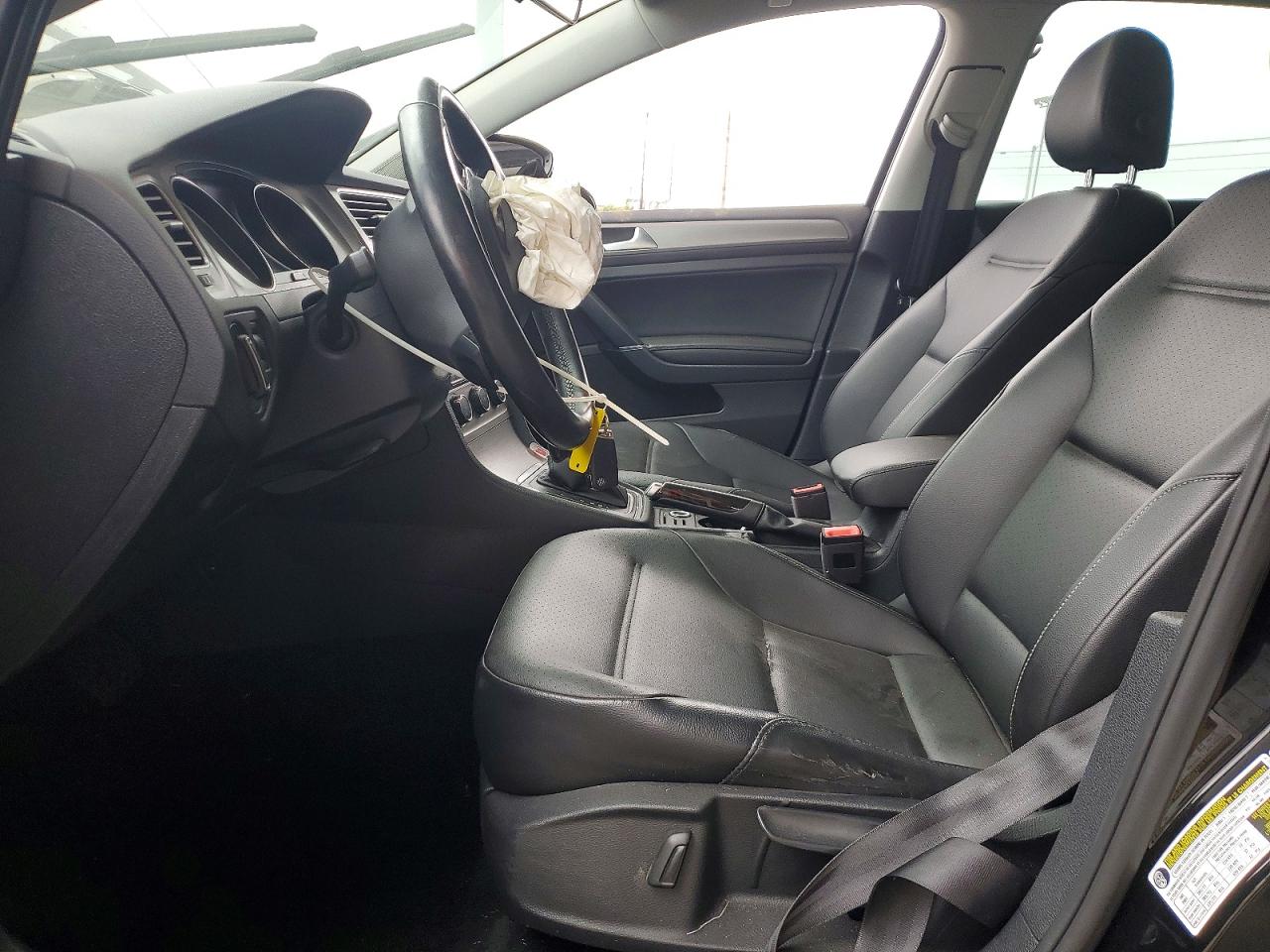2017 Volkswagen Golf VIN 3VW217AU3HM041082 photo 7