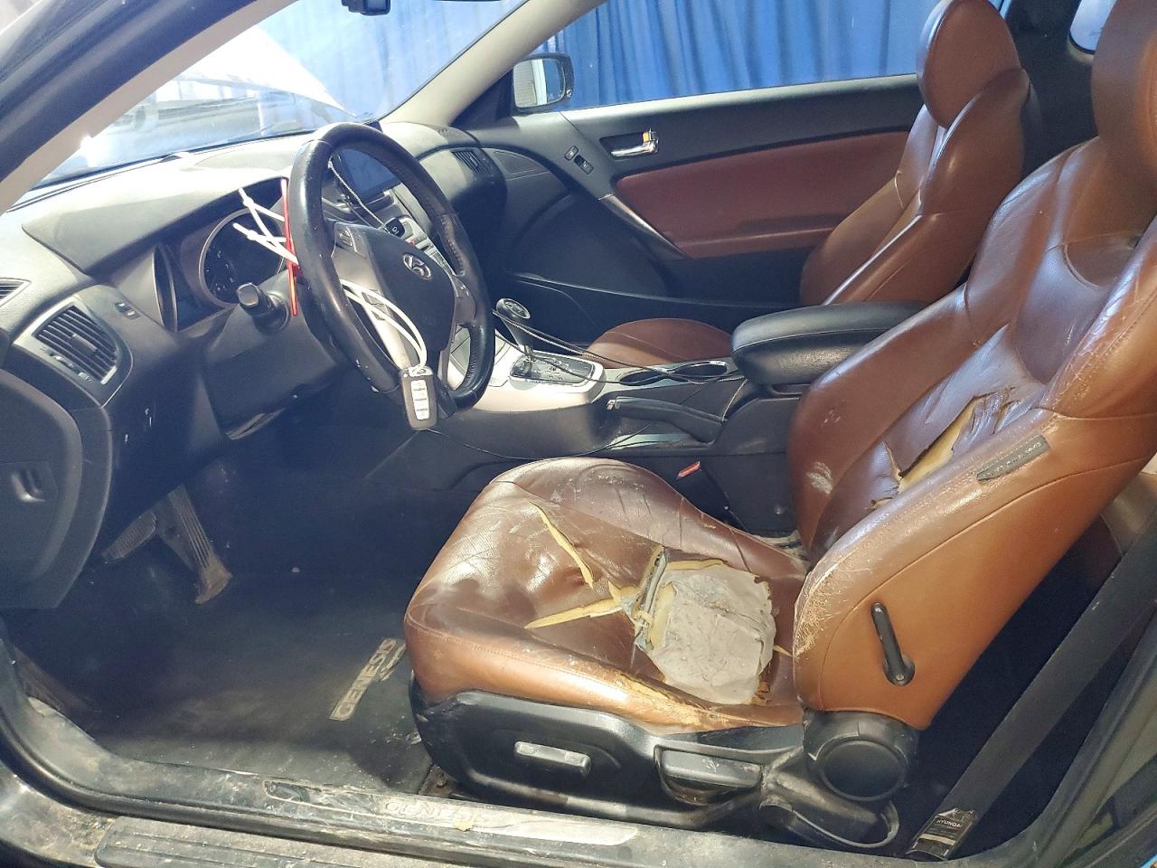 2010 Hyundai Genesis VIN KMHHU6KH5AU003513 photo 7