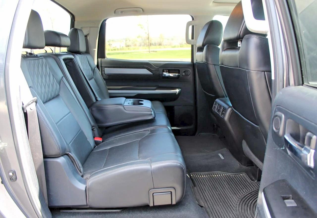 2015 Toyota Tundra VIN 5TFAW5F18FX440600 photo 6