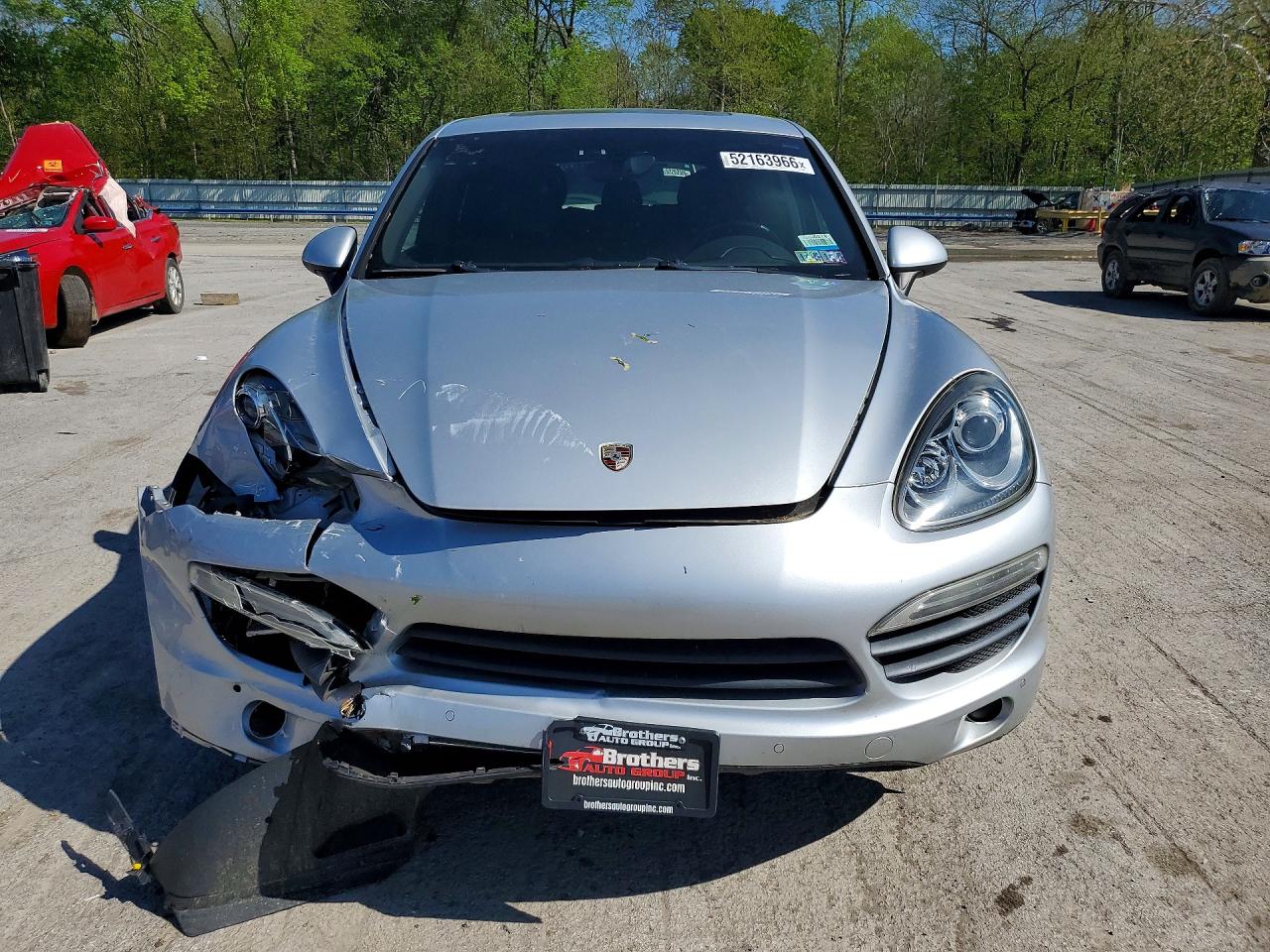 2011 Porsche Cayenne VIN WP1AB2A25BLA45834 photo 5