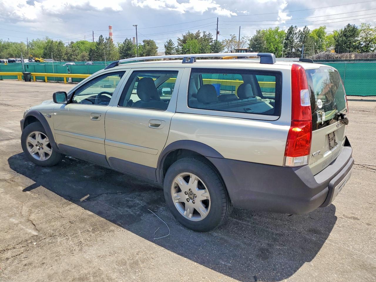 2006 VOLV Xc70 VIN YV4SZ592061236180 photo 2