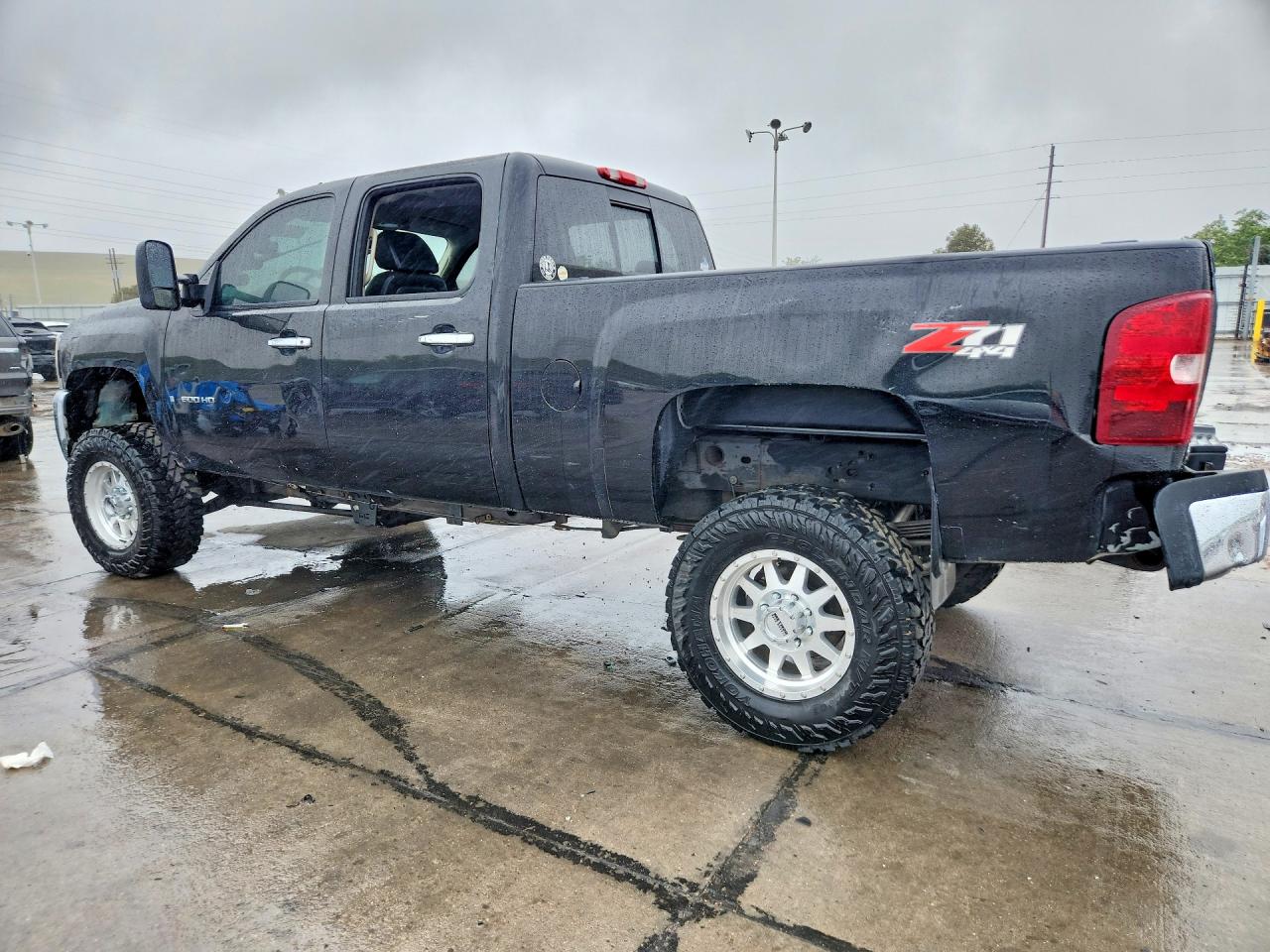 2008 Chevrolet Silverado VIN 1GCHK23658F119387 photo 2
