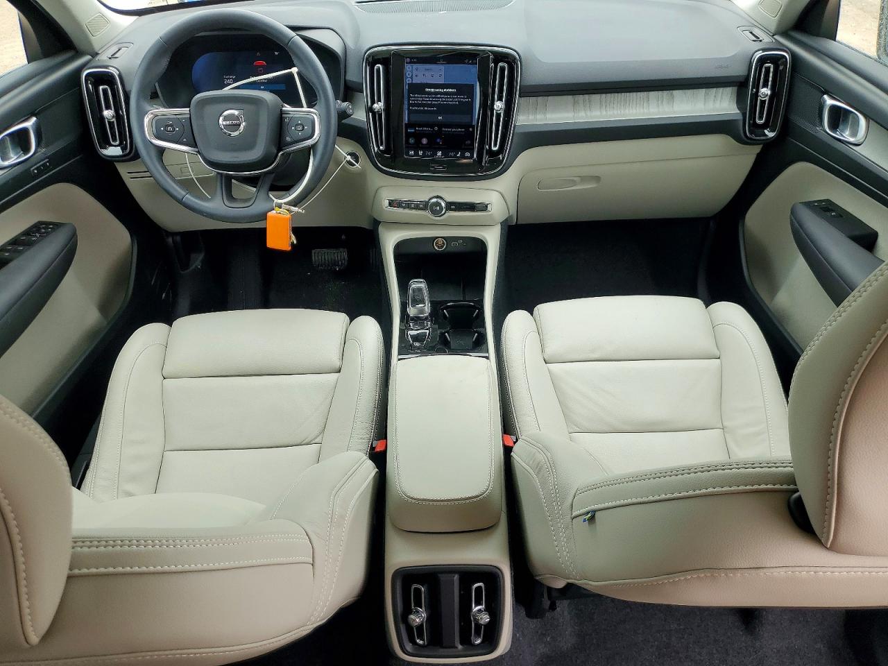 2026 Volvo Xc40 VIN YV4L12UC0T2700326 photo 8