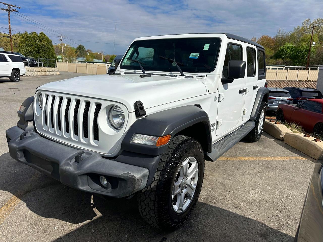 2018 Jeep Wrangler / VIN 1C4HJXDG5JW162480 photo 1