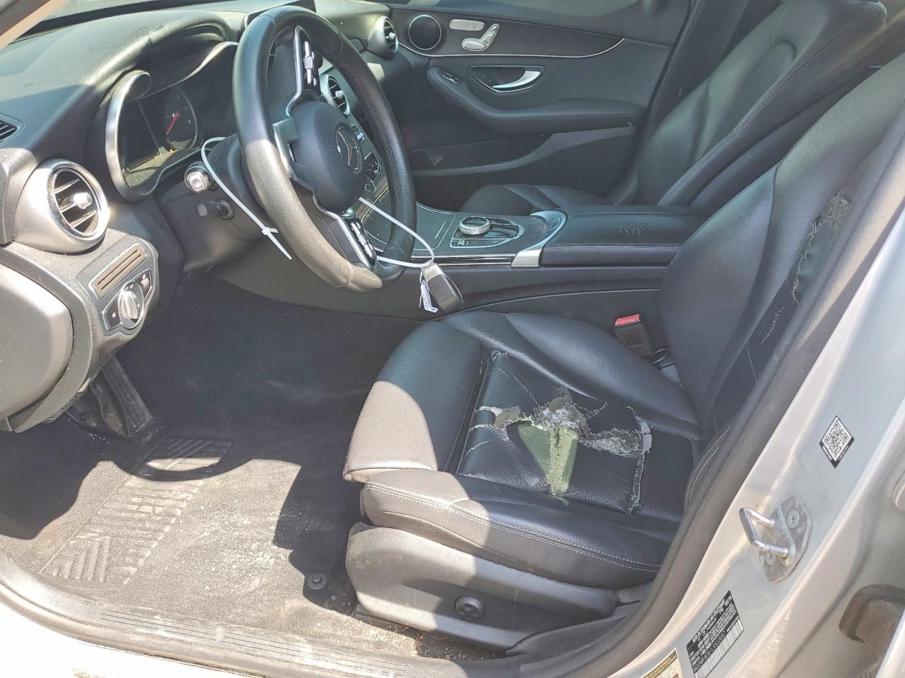 2020 Mercedes-Benz C class VIN WDDWF8DB1LR532057 photo 7