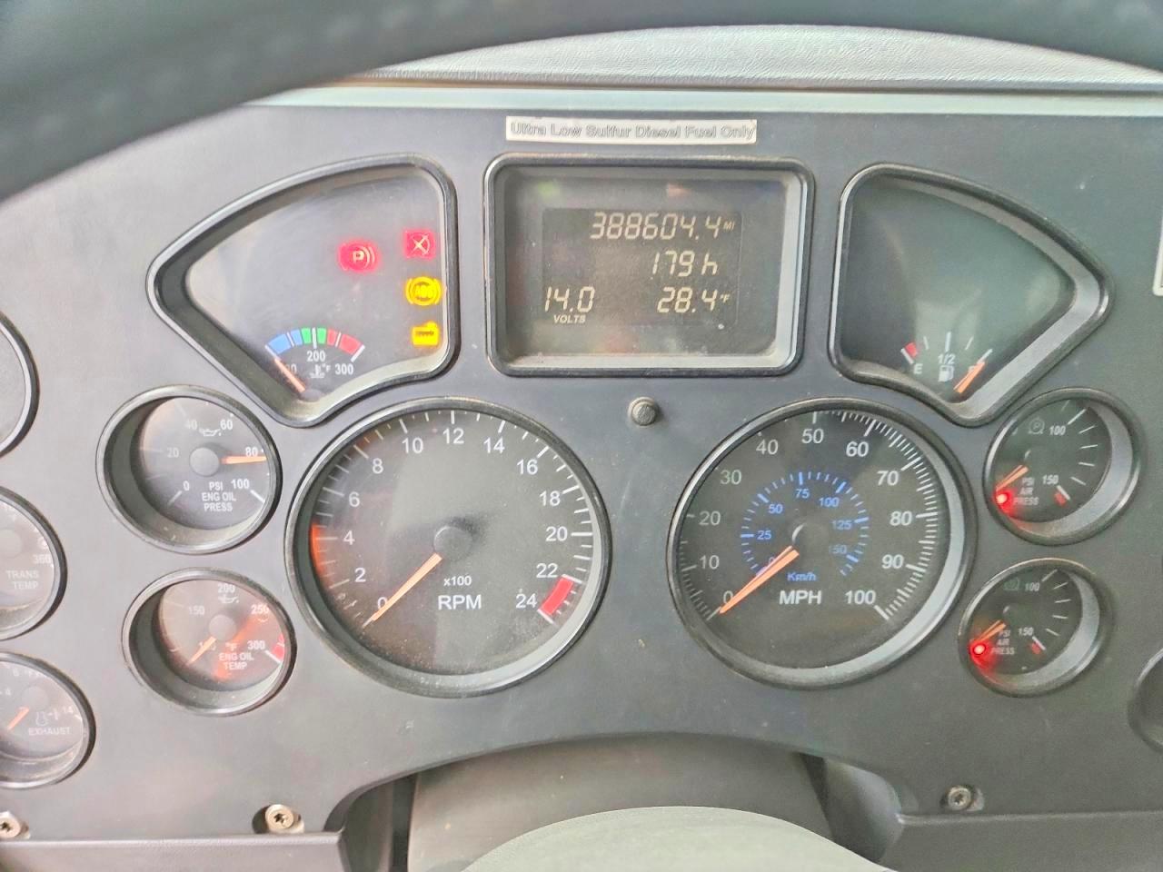 2010 MACK All other VIN 1M1AN09Y3AN005762 photo 8