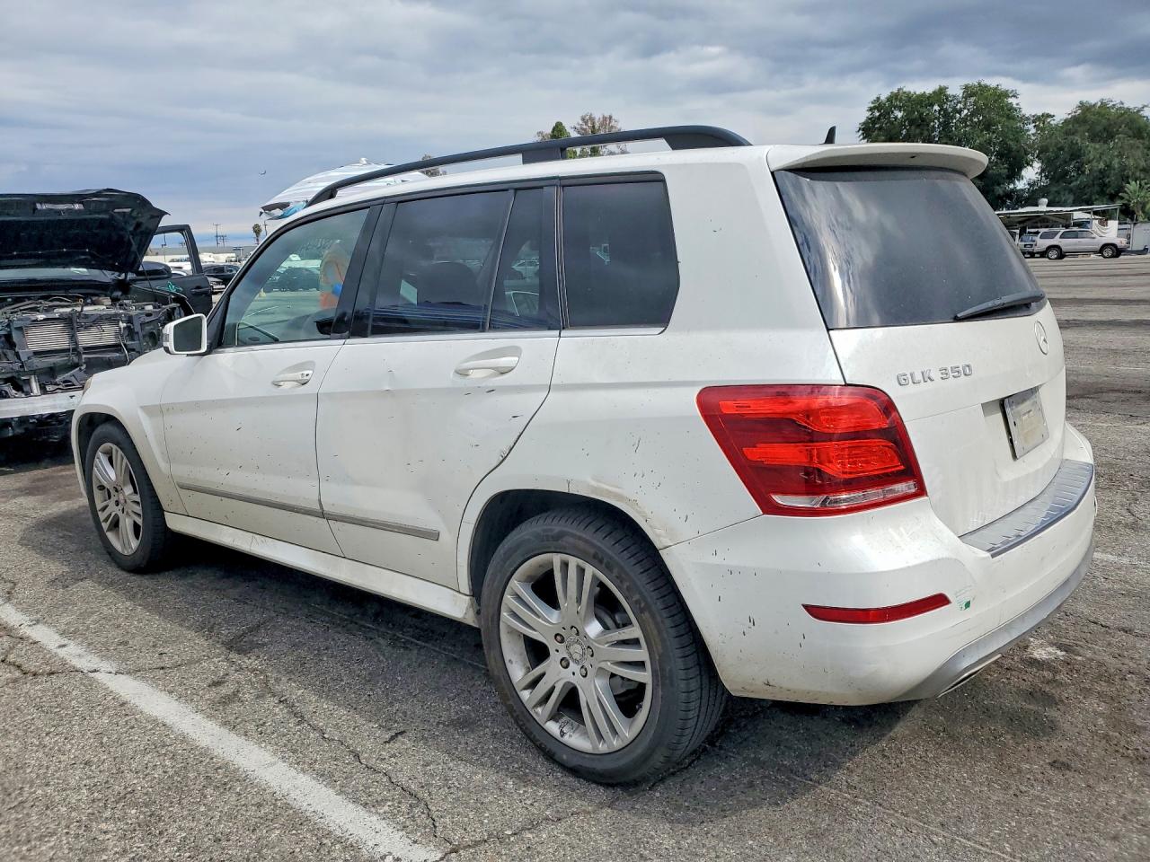 2015 MERCEDES-BENZ Glk-class VIN WDCGG5HBXFG395473 photo 2