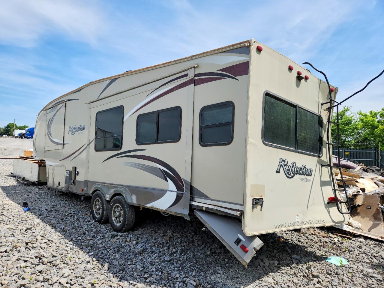 2015 GRAND 29rs VIN 573FR3227F3302563 photo 3