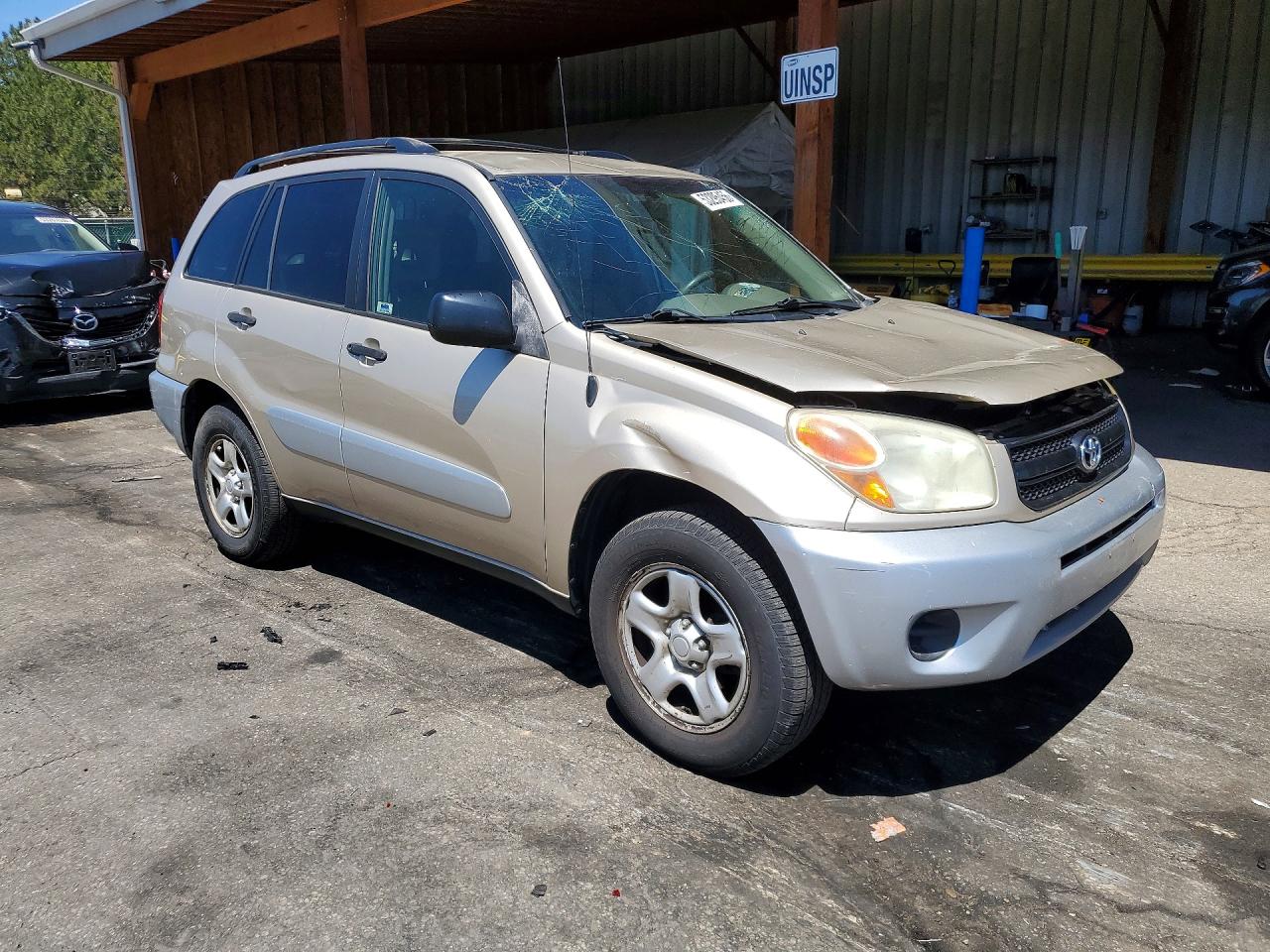 2004 Toyota Rav4 VIN JTEGD20V140011469 photo 4