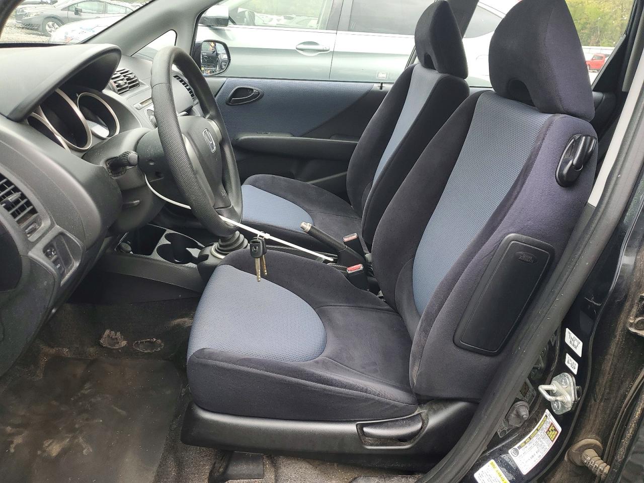 2008 Honda Fit VIN JHMGD37428S005082 photo 7
