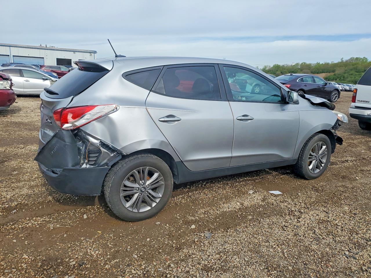 2014 Hyundai Tucson VIN KM8JT3AF2EU945818 photo 3