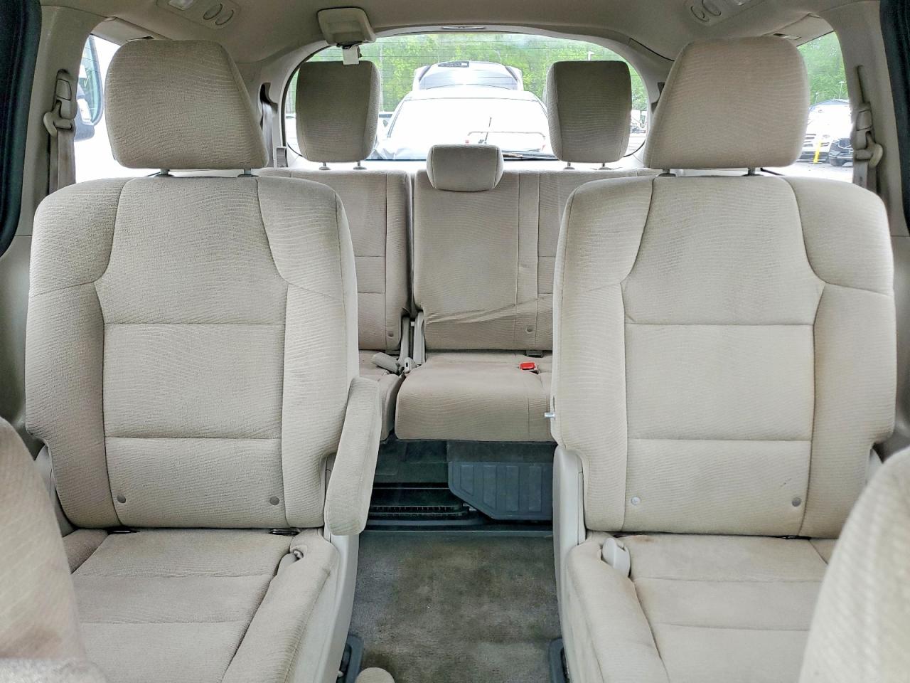 2011 Honda All models VIN 5FNRL5H26BB040475 photo 10