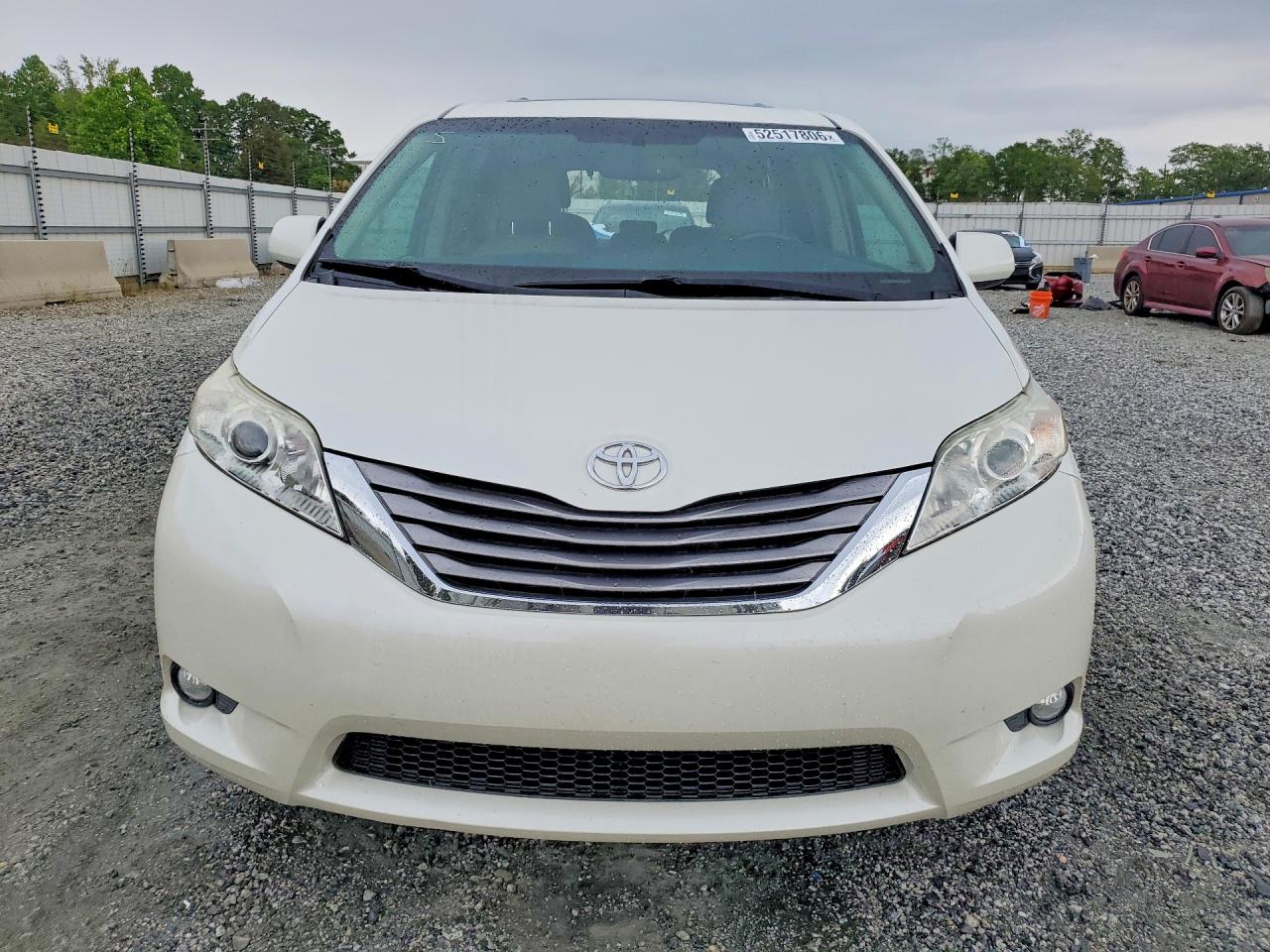 2016 Toyota Sienna VIN 5TDYK3DC9GS731715 photo 5