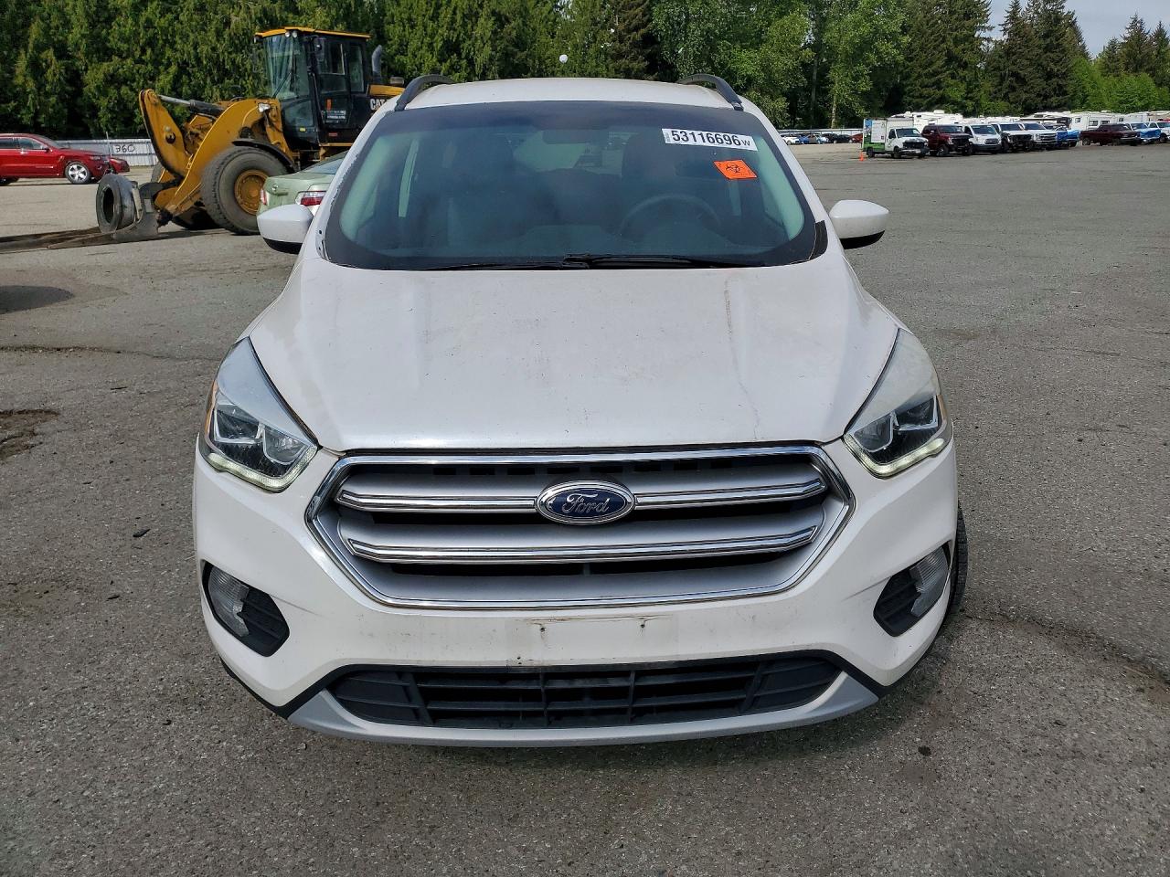 2017 Ford Escape VIN 1FMCU9GD3HUB32829 photo 5