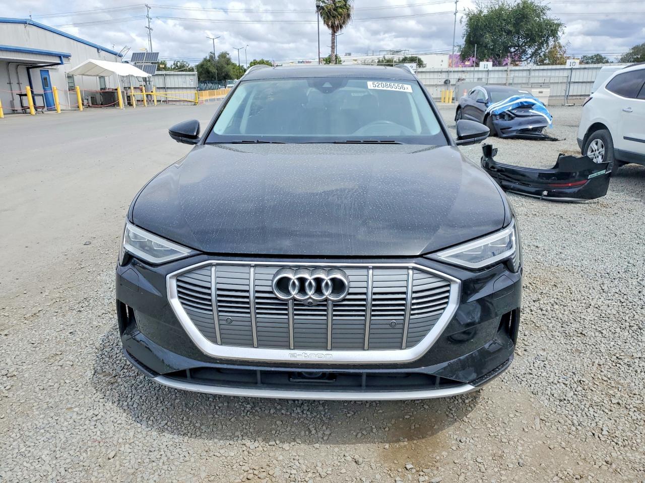 2019 AUDI E-tron VIN WA1VABGE2KB008490 photo 5