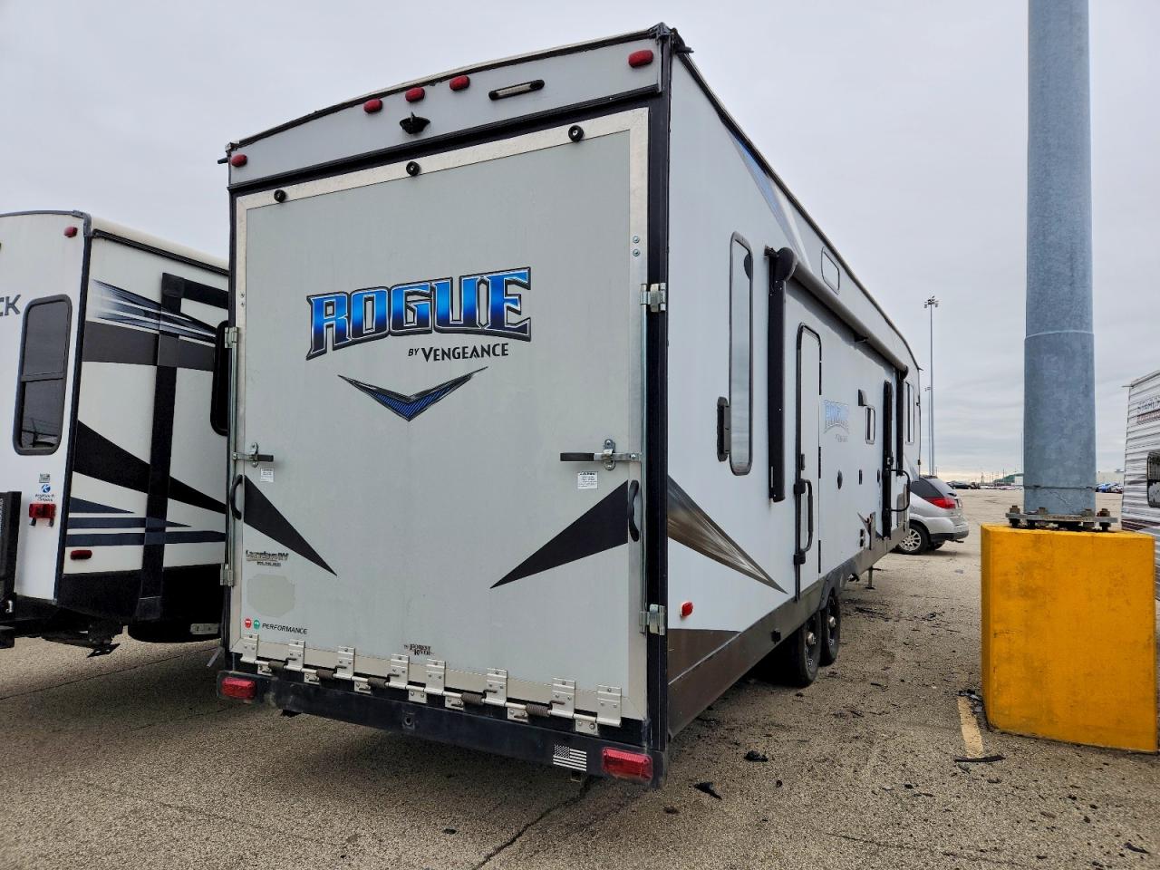 2019 FORESRIVER All models VIN 5ZT3VGWB7K1001254 photo 4