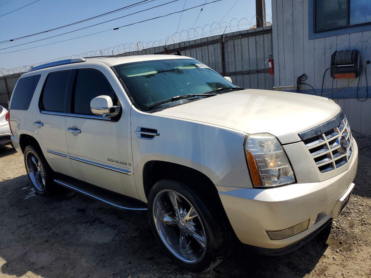 2007 Cadillac Escalade VIN 1GYFK63887R318134 photo 4
