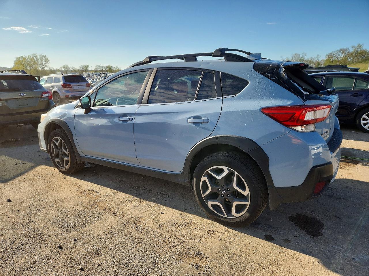 2019 Subaru Crosstrek VIN JF2GTAMC2KH208256 photo 2
