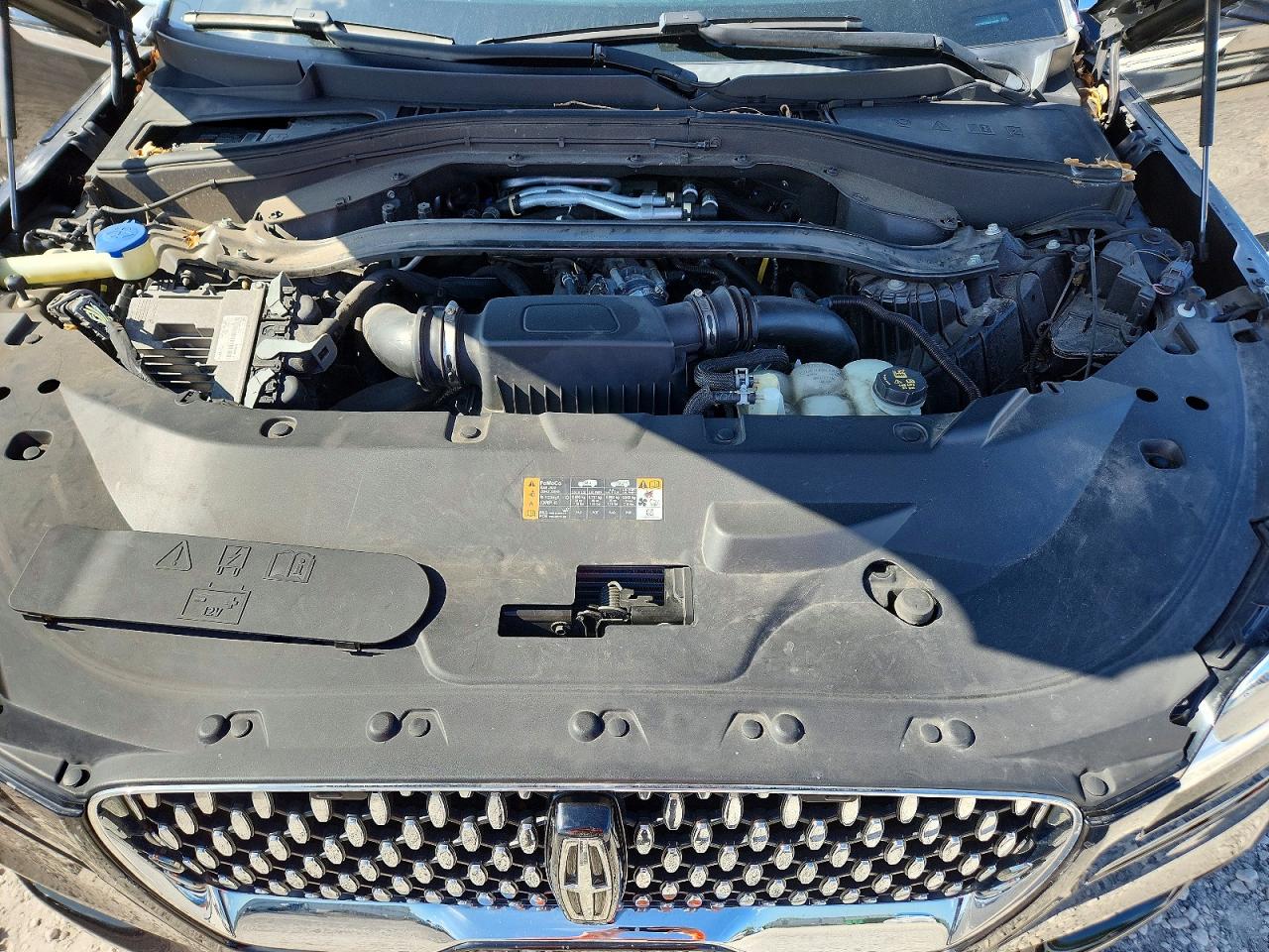 2021 Lincoln Aviator VIN 5LM5J9XC8MGL01662 photo 12