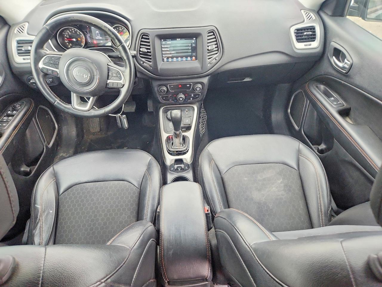2019 JEEP Compass VIN 3C4NJDBB5KT647511 photo 8