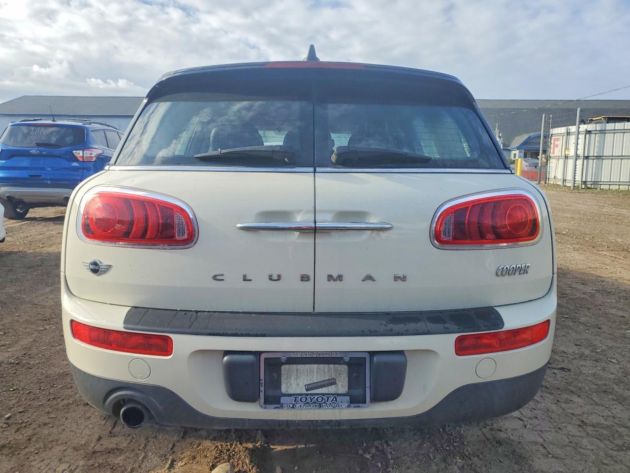 2017 Cooper VIN WMWLU1C54H2F28154 photo 6