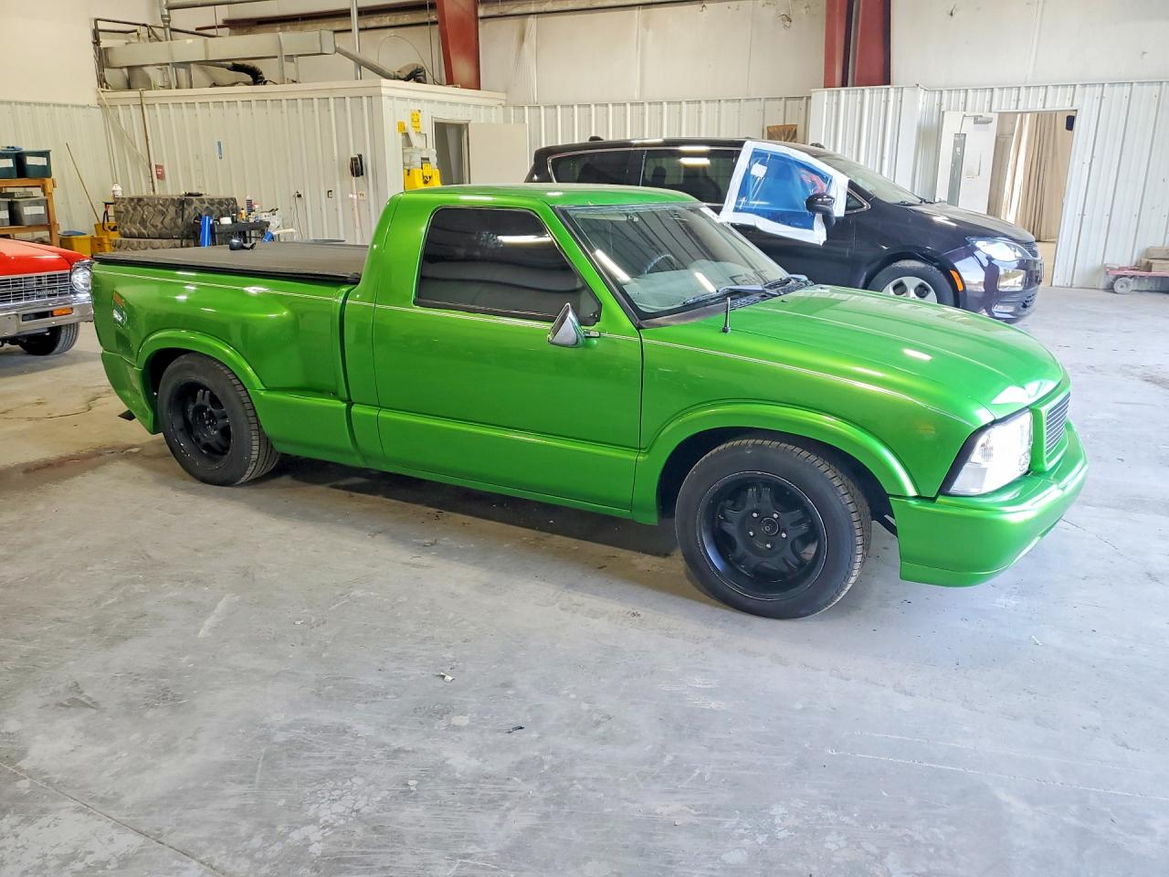 2000 GMC Sonoma VIN 1GTCS14W5YK270627 photo 4